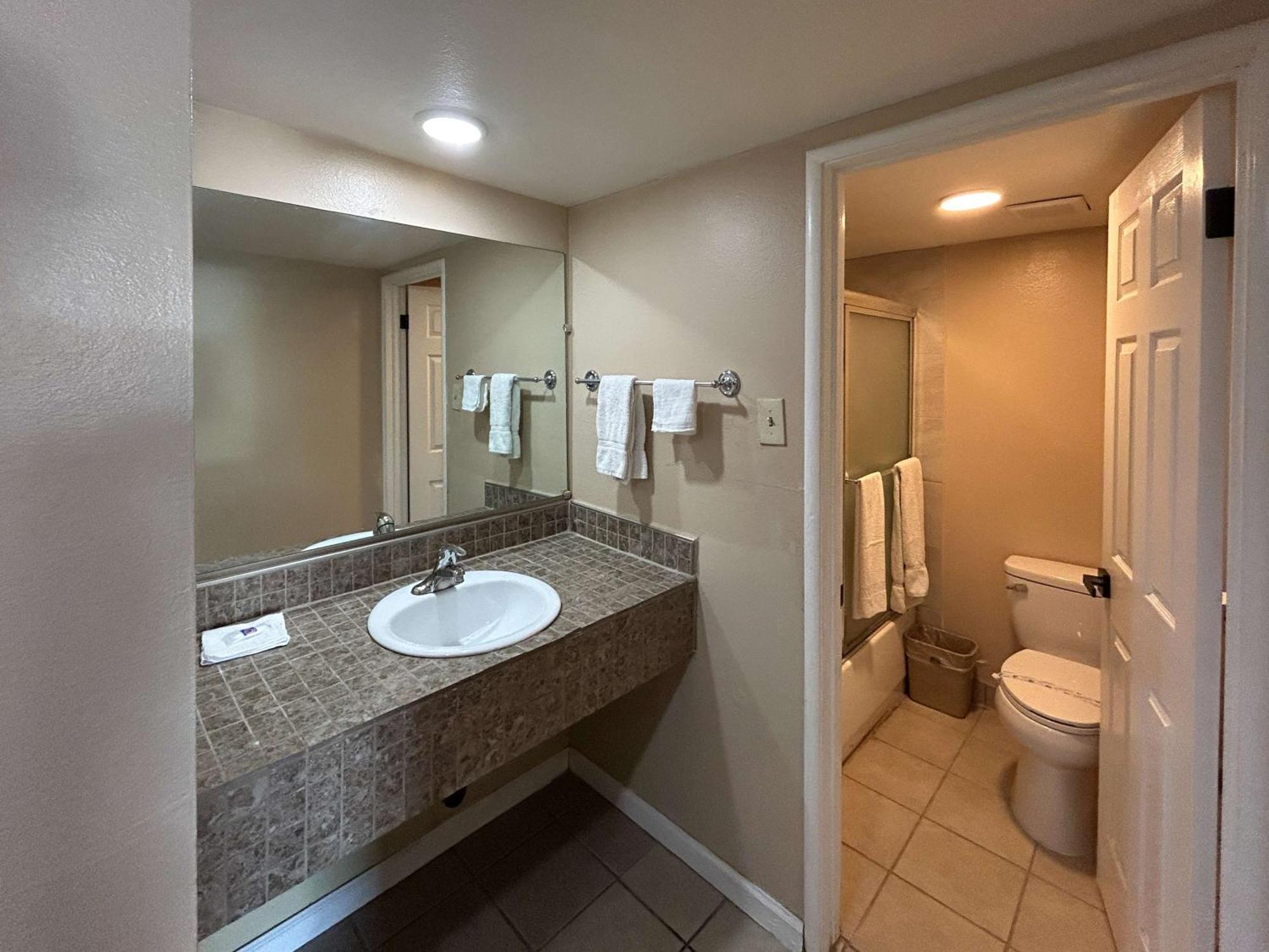 Motel 6 Selma, Ca Zewnętrze zdjęcie